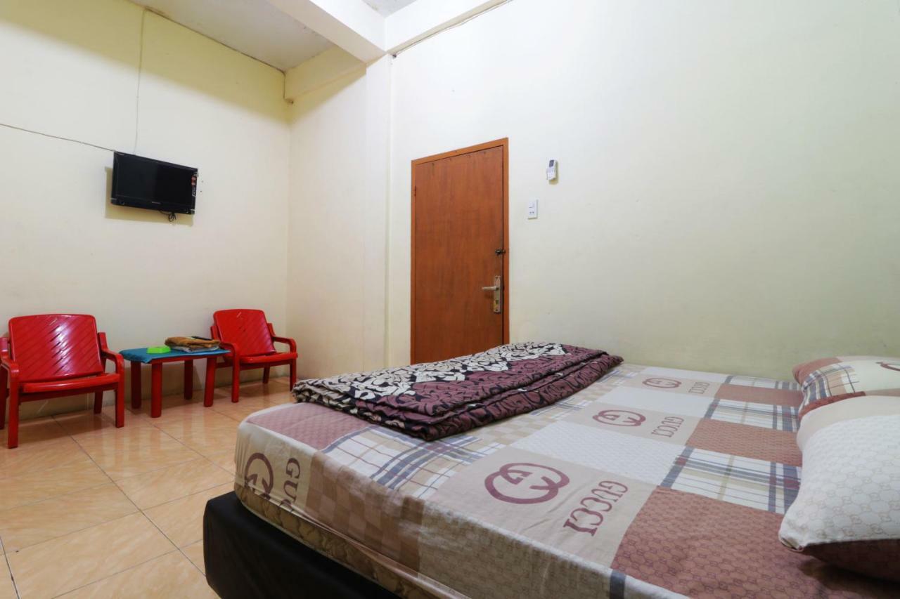 Wisma Yuli Syariah Hotel Medan Kültér fotó